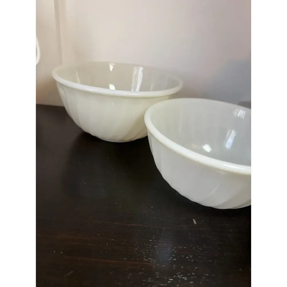 2 Vintage 1950's Anchor Hocking Fire King White Milk Glass Swirl Mixing Bowls